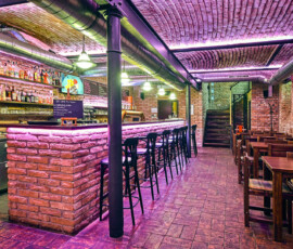 eFi Palace -EFI Hostinec Tkalcovna